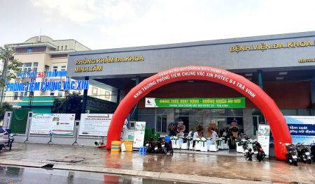 khai-chuong-phong-tiem-chung-potec-84-tra-vinh